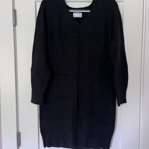 Old Navy Black V-Neck Sweater Classic Knit